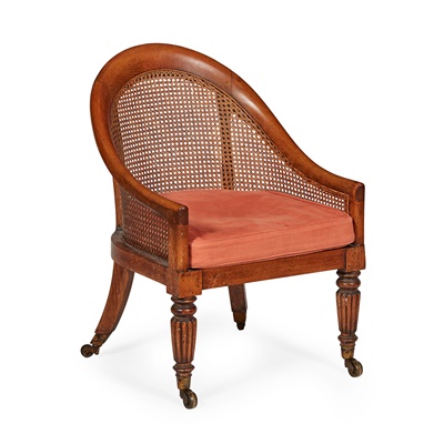 Lot 226 - REGENCY MAHOGANY BERGERE, IN THE MANNER OF GILLOWS