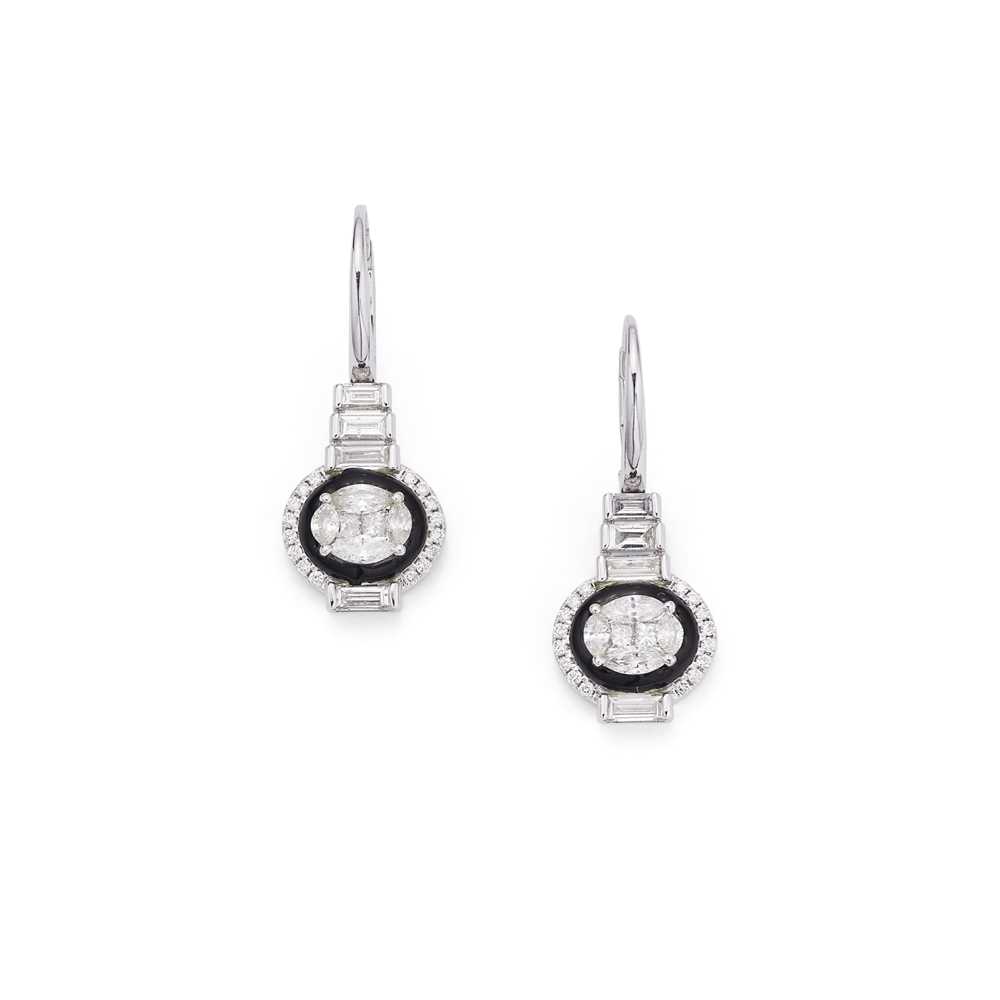 Lot 19 - A pair of diamond and onyx earrings