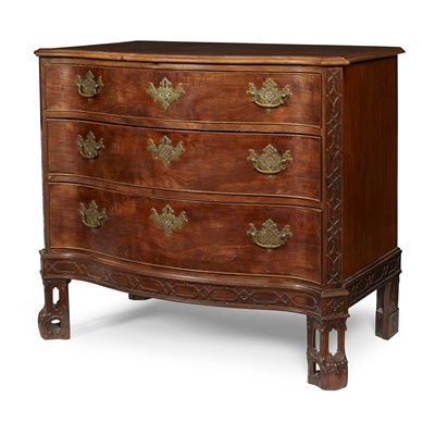 Lot 132 - GEORGE III SERPENTINE CHEST OF DRAWERS