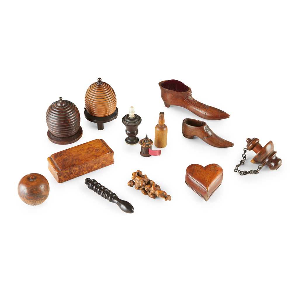 Lot 71 - GROUP OF SMALL TREEN OBJECTS