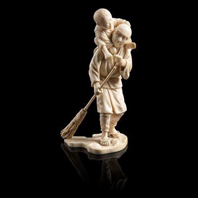 Lot 260 - IVORY OKIMONO OF A CLEANER