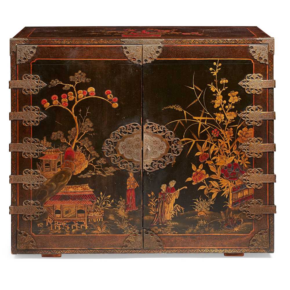 Lot 285 - JAPANNED TABLE CABINET
