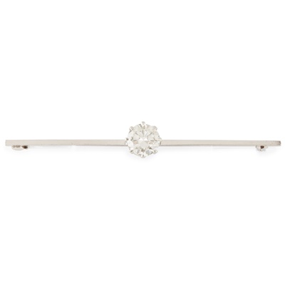Lot 86 - A diamond set bar brooch
