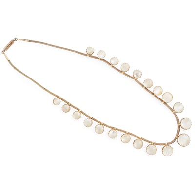 Lot 54 - A moonstone set necklace