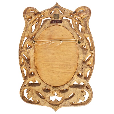 Lot 226 - ART NOUVEAU CARVED GILTWOOD OVAL MIRROR