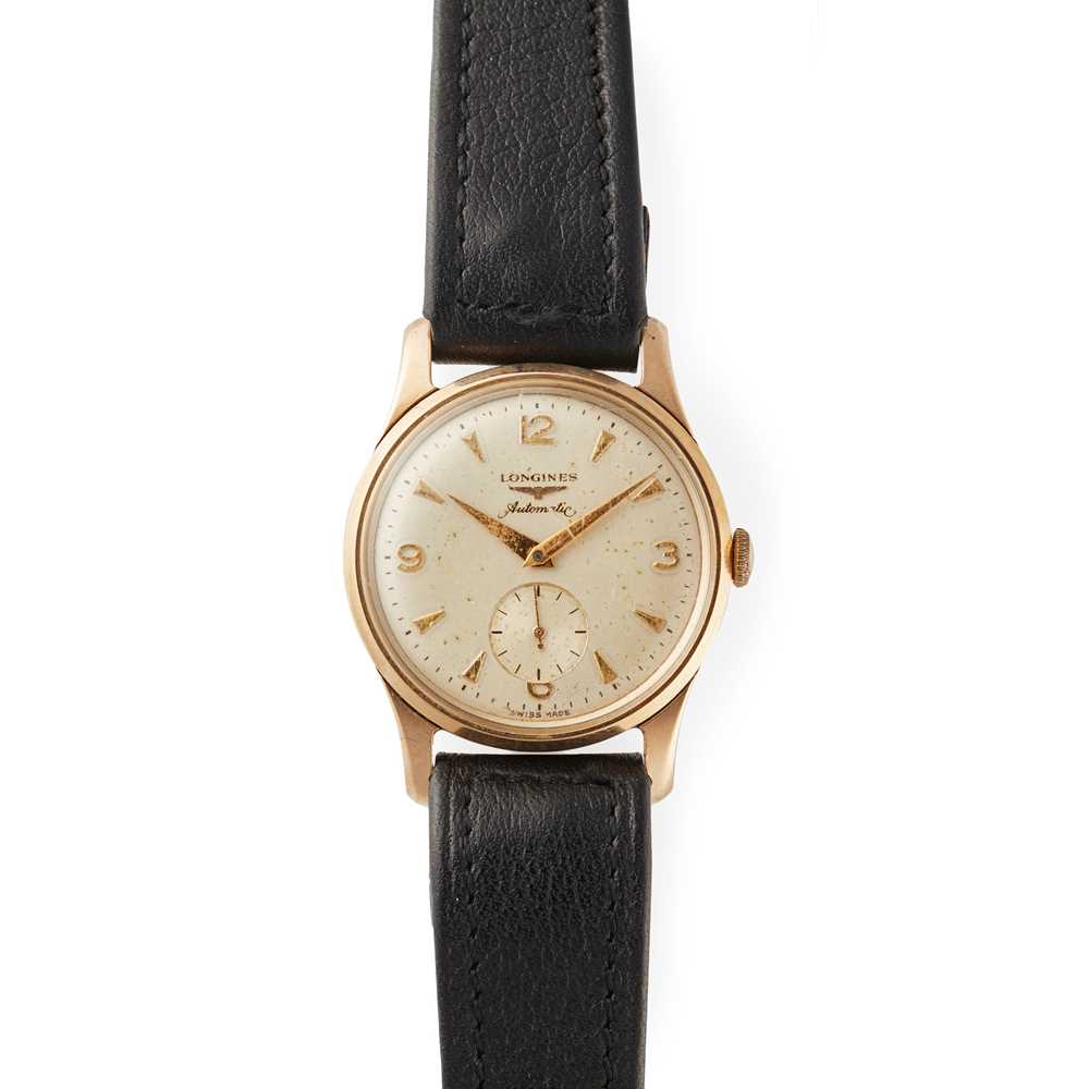 Lot 176 - Longines: a gentleman's gold wrist watch