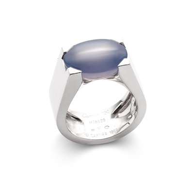 Lot 37 - A chalcedony 'Tankissime' ring, by Cartier