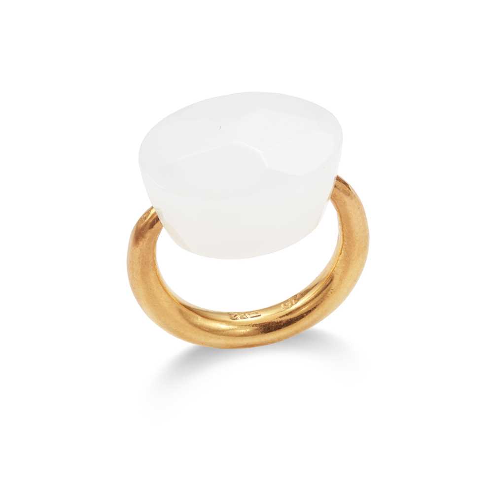 Lot 116 - A white agate  'Cabochon' ring, by Marie Helene de Taillac