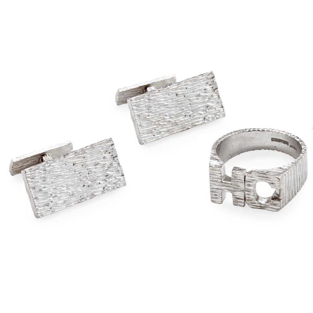 Lot 32 - A pair of 1970s 18ct white gold cufflinks