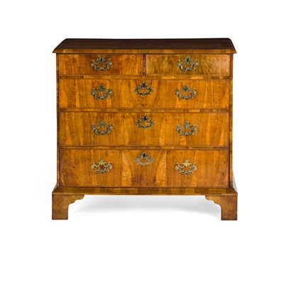 Lot 70 - GEORGE I WALNUT CHEST OF DRAWERS
