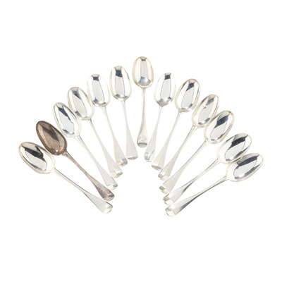 Lot 225 - A MATCHED SET OF TEN GEORGIAN SCOTTISH PROVINCIAL TABLESPOONS