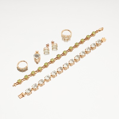 Lot 135 - A collection of gem-set jewellery