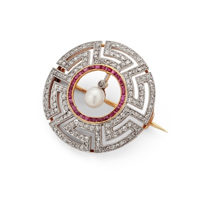 Lot 122 - An early 20th century  diamond, ruby and pearl brooch
