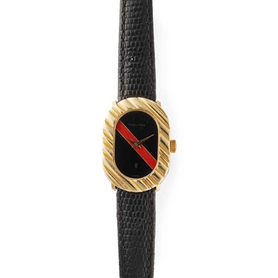 Lot 172 - Mappin & Webb: A lady's 18ct gold cased wrist watch