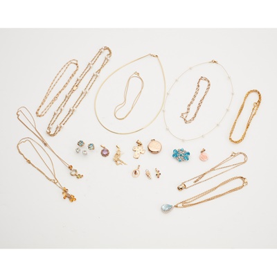 Lot 150 - A collection of jewellery