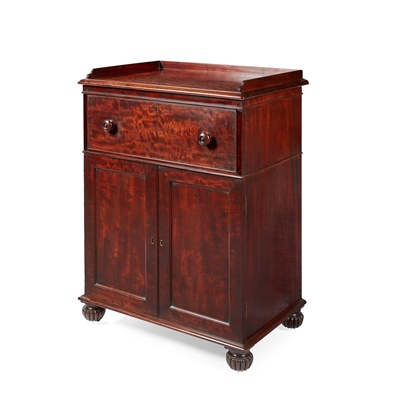 Lot 189 - GEORGE IV MAHOGANY SECRETAIRE CABINET, IN THE MANNER OF GILLOWS