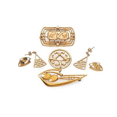 Lot 124 - A collection of 9ct gold jewellery, by Ola Gorie