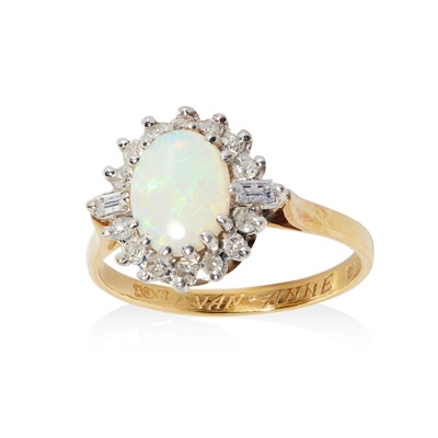 Lot 291 - An opal and diamond cluster ring