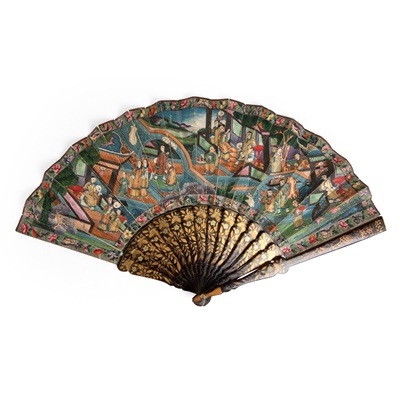 Lot 35 - CANTON LACQUERED AND PAPER 'THOUSAND FACES' FAN