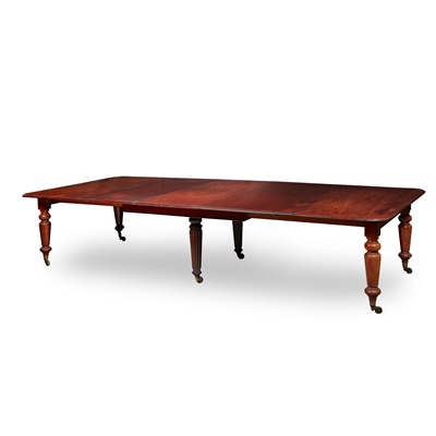 Lot 31 - EARLY VICTORIAN MAHOGANY EXTENDING DINING TABLE