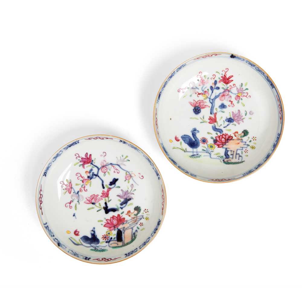 Lot 222 - PAIR OF BLUE AND WHITE WITH FAMILLE ROSE 'ROOSTER' SAUCERS