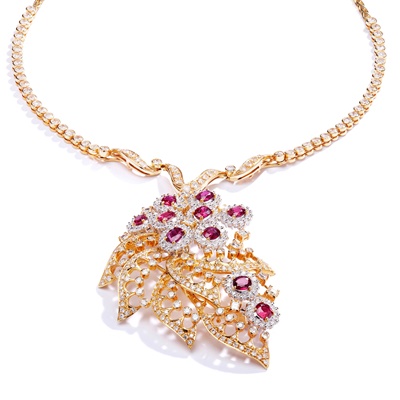 Lot 77 - A ruby and diamond brooch/pendant necklace