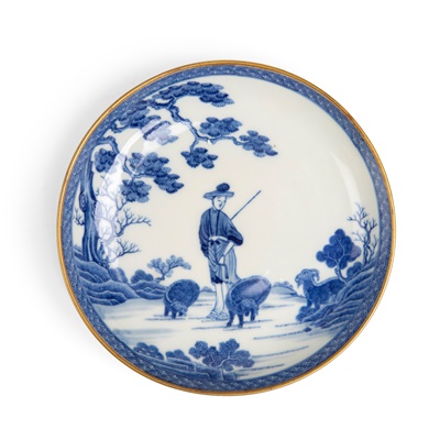 Lot 195 - SOFT-PASTE BLUE AND WHITE CIRCULAR DISH