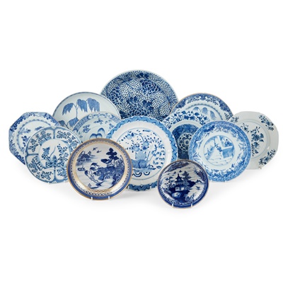Lot 149 - GROUP OF TWELVE BLUE AND WHITE PLATES AND CHARGERS