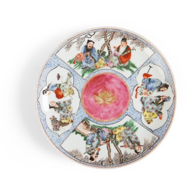 Lot 261 - FAMILLE ROSE 'EIGHT IMMORTALS' PLATE