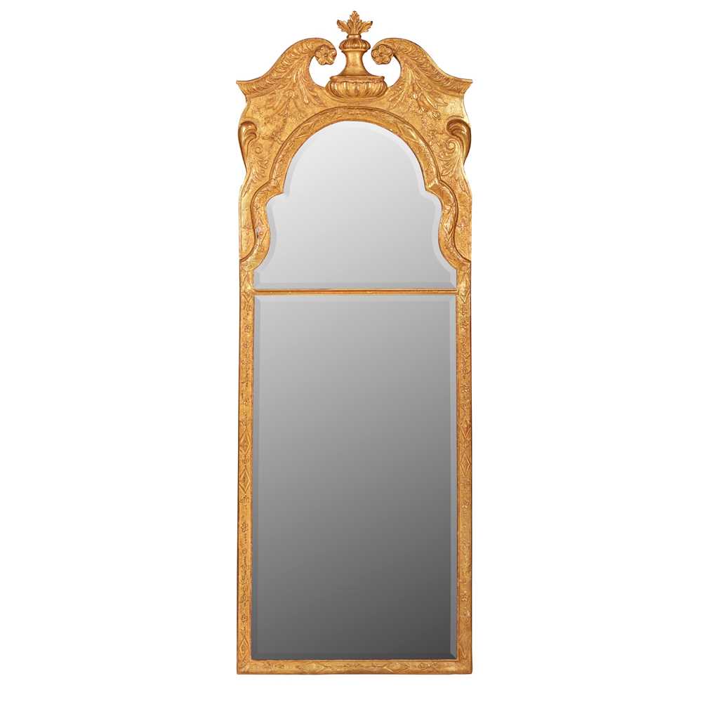 Lot 9 - QUEEN ANNE GILTWOOD AND GESSO PIER MIRROR