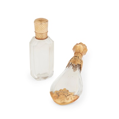 Lot 4 - A Dutch gold scent bottle