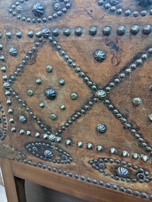 Lot 4 - STUDDED DOME-TOP LEATHER CHEST-ON-STAND