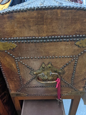 Lot 4 - STUDDED DOME-TOP LEATHER CHEST-ON-STAND