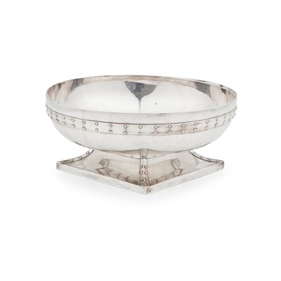 Lot 10 - An Indian footed bowl
