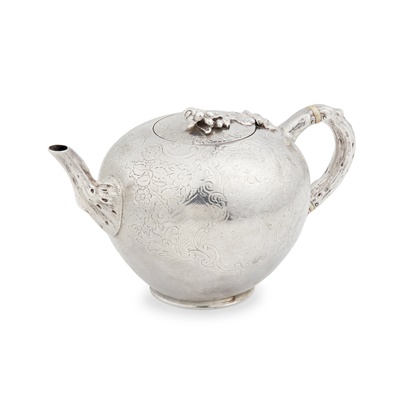 Lot 77 - A George II teapot