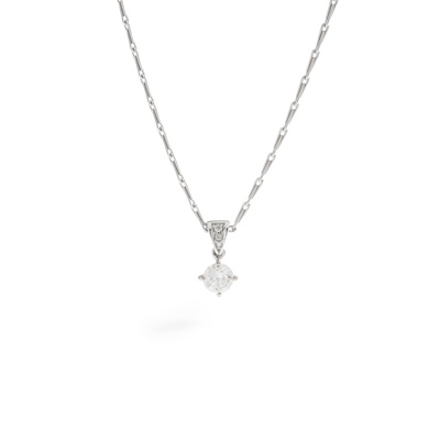 Lot 265 - A diamond pendant necklace