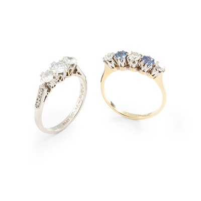 Lot 324 - Two gem-set rings