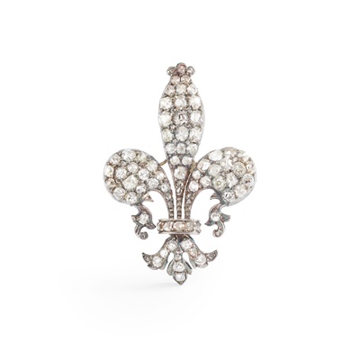 Lot 321 - A diamond fleur-de-lis brooch