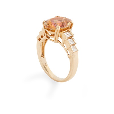 Lot 151 - A topaz and diamond ring