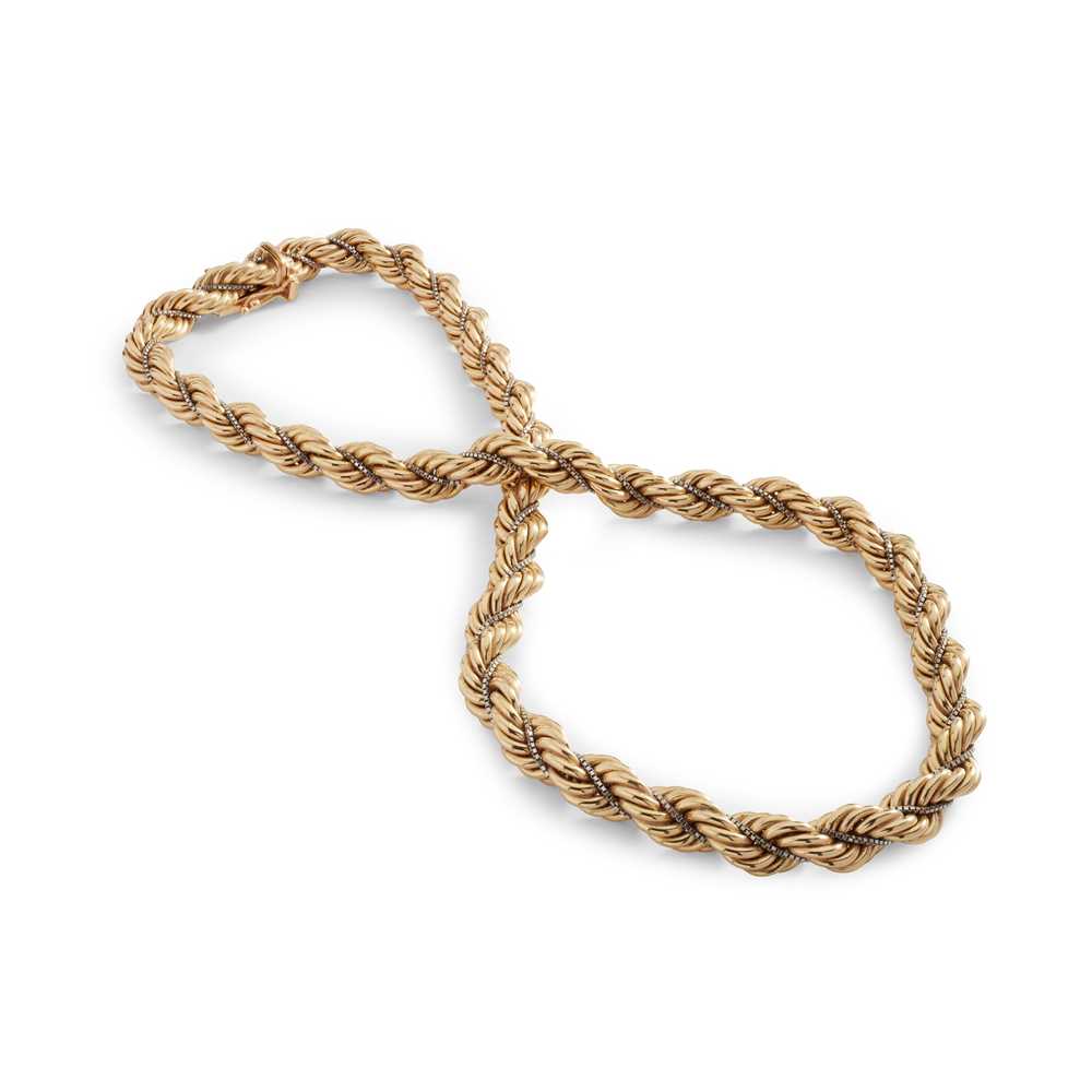Lot 194 - A large rope-twist necklace