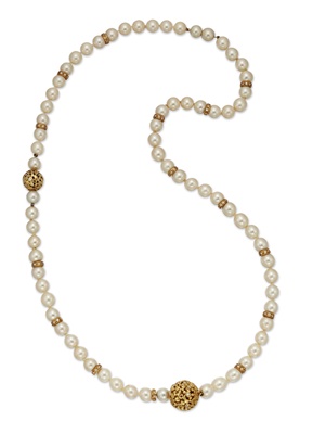 Lot 50 - A cultured pearl and diamond necklace and bracelet combination, 1970s