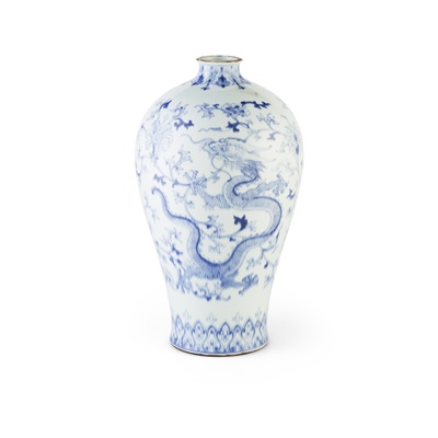 Lot 166 - BLUE AND WHITE MEIPING VASE