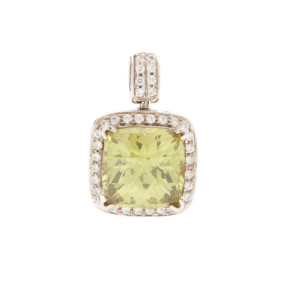 Lot 261 - A green gem and diamond pendant