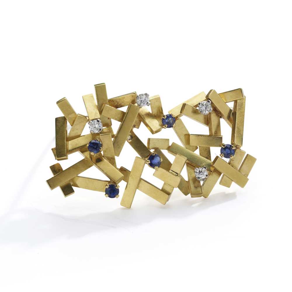 Lot 58 - A sapphire and diamond-set pendant/brooch, by Andrew Grima, 1979
