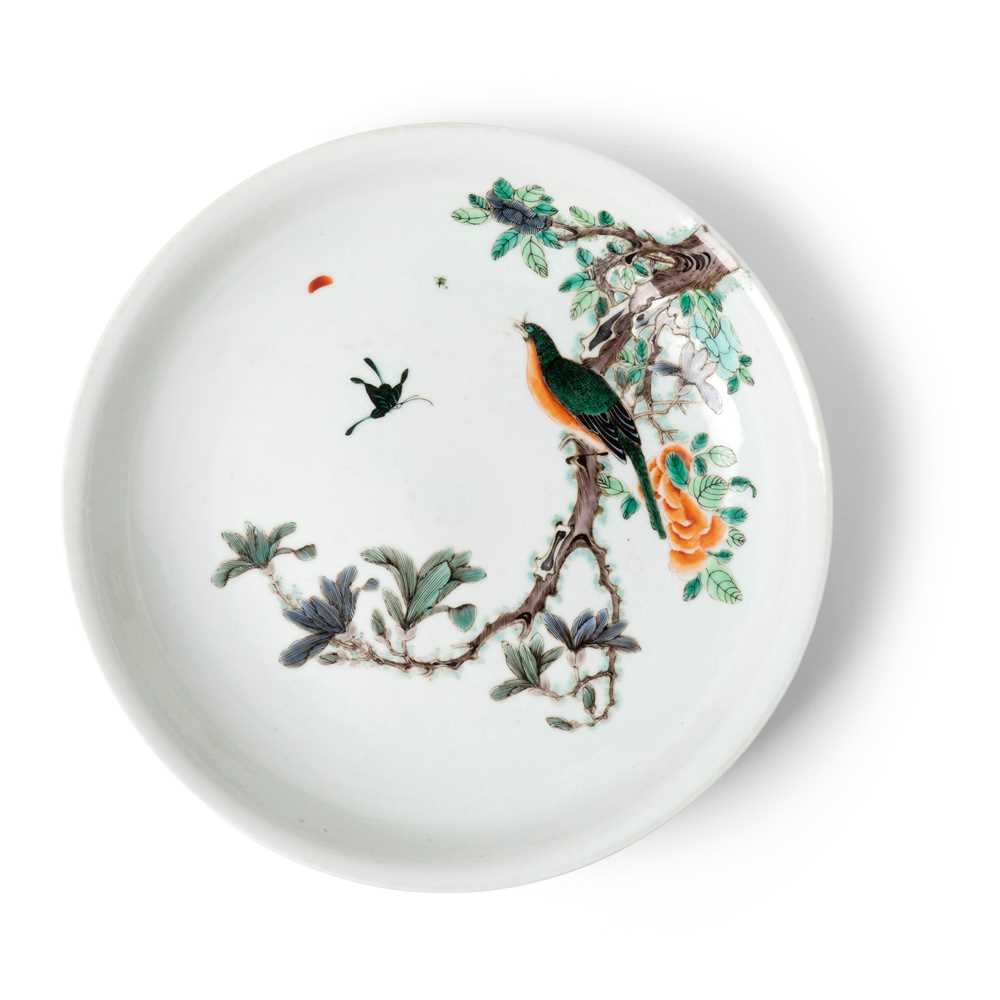 Lot 272 - FAMILLE VERTE 'BIRD AND BUTTERFLY' PLATE