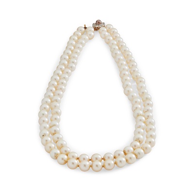 Lot 16 - A two-strand pearl necklace