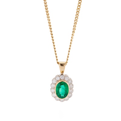 Lot 196 - An emerald and diamond pendant