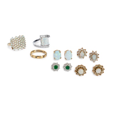 Lot 191 - A collection of gem-set jewellery