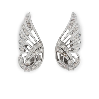 Lot 240 - A pair of diamond earrings