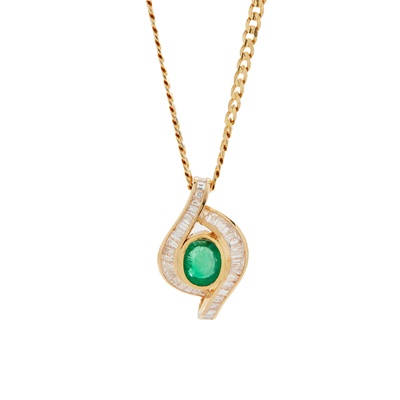 Lot 227 - An emerald and diamond pendant
